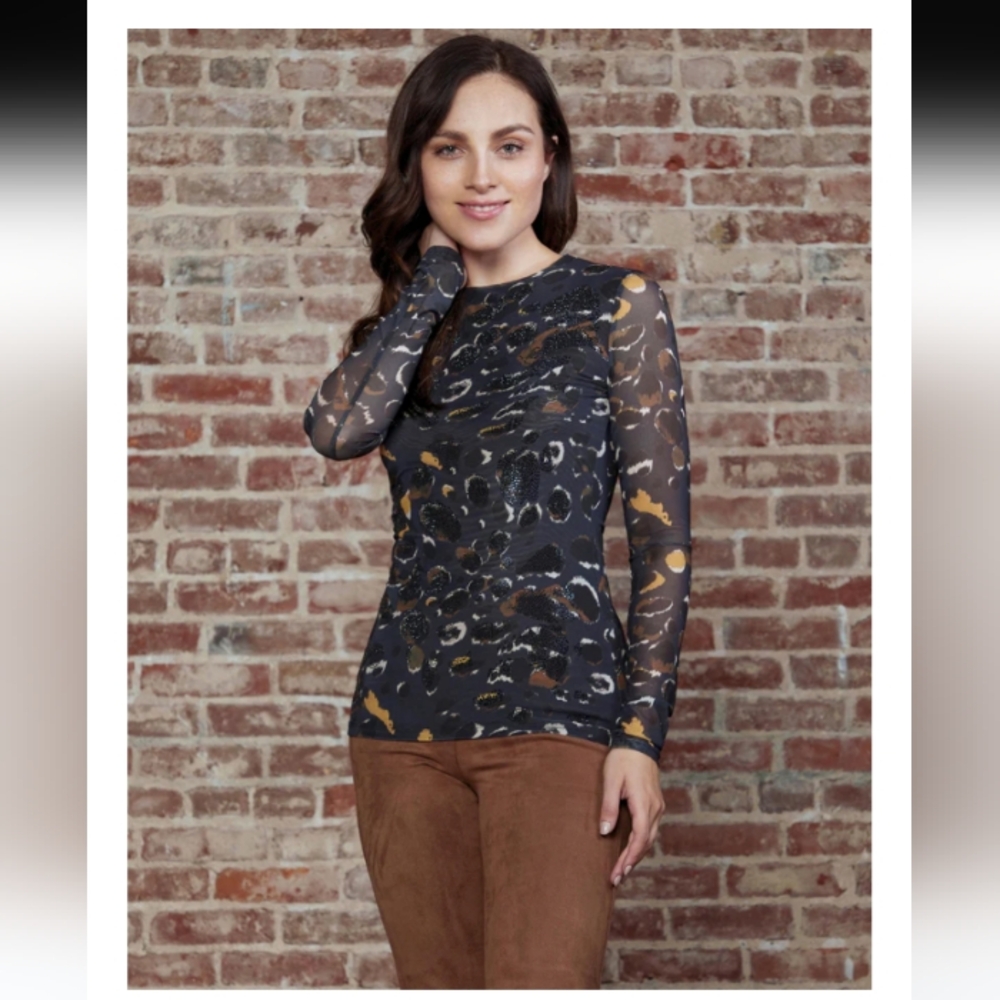 OO LALA Black Fitted Blouse with Full Sleeves